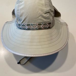 REI - Sunday Afternoons Adventure Hat - size M